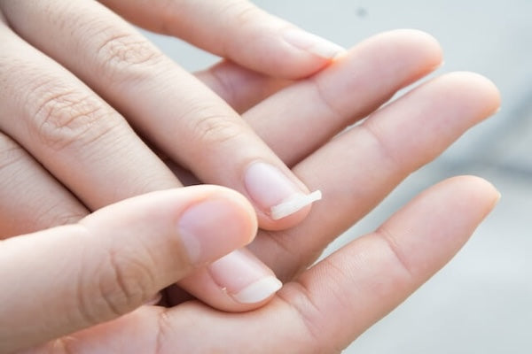 Brüchige Fingernägel natürlich stärken