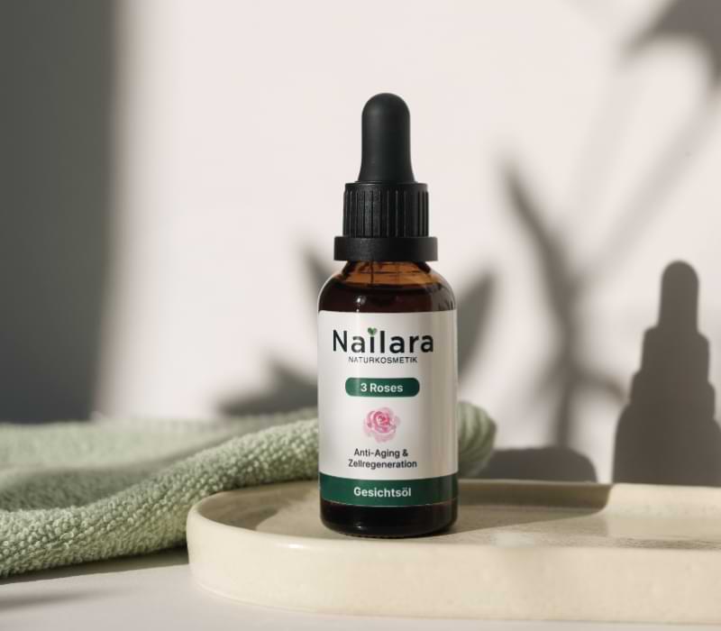 Rosen Gesichtsöl - mit echter Damaszener Rose - Nailara® Naturkosmetik