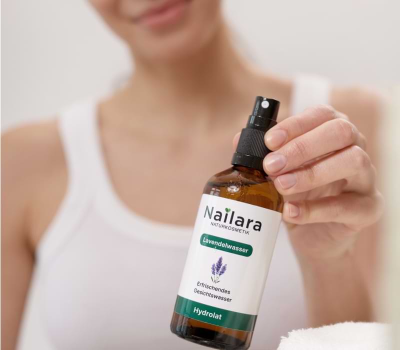 Bio Lavendelwasser –  Pflege für empfindliche & gestresste Haut - Nailara® Naturkosmetik