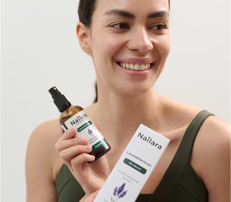 Bio Lavendelwasser –  Pflege für empfindliche & gestresste Haut - Nailara® Naturkosmetik