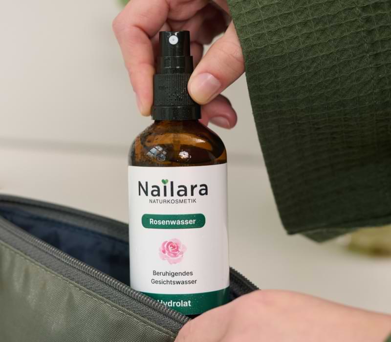 Bio Rosenwasser – Gesichtswasser aus Damaszener Rosen - Nailara® Naturkosmetik
